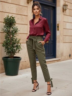 Tie-Waist Ankle Pants in Olive